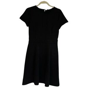 Elle Short Sleeve Causal Black Mini Crew Neck Texture Waisted Dress-Size M